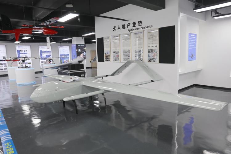 犍为 临空展翼 \